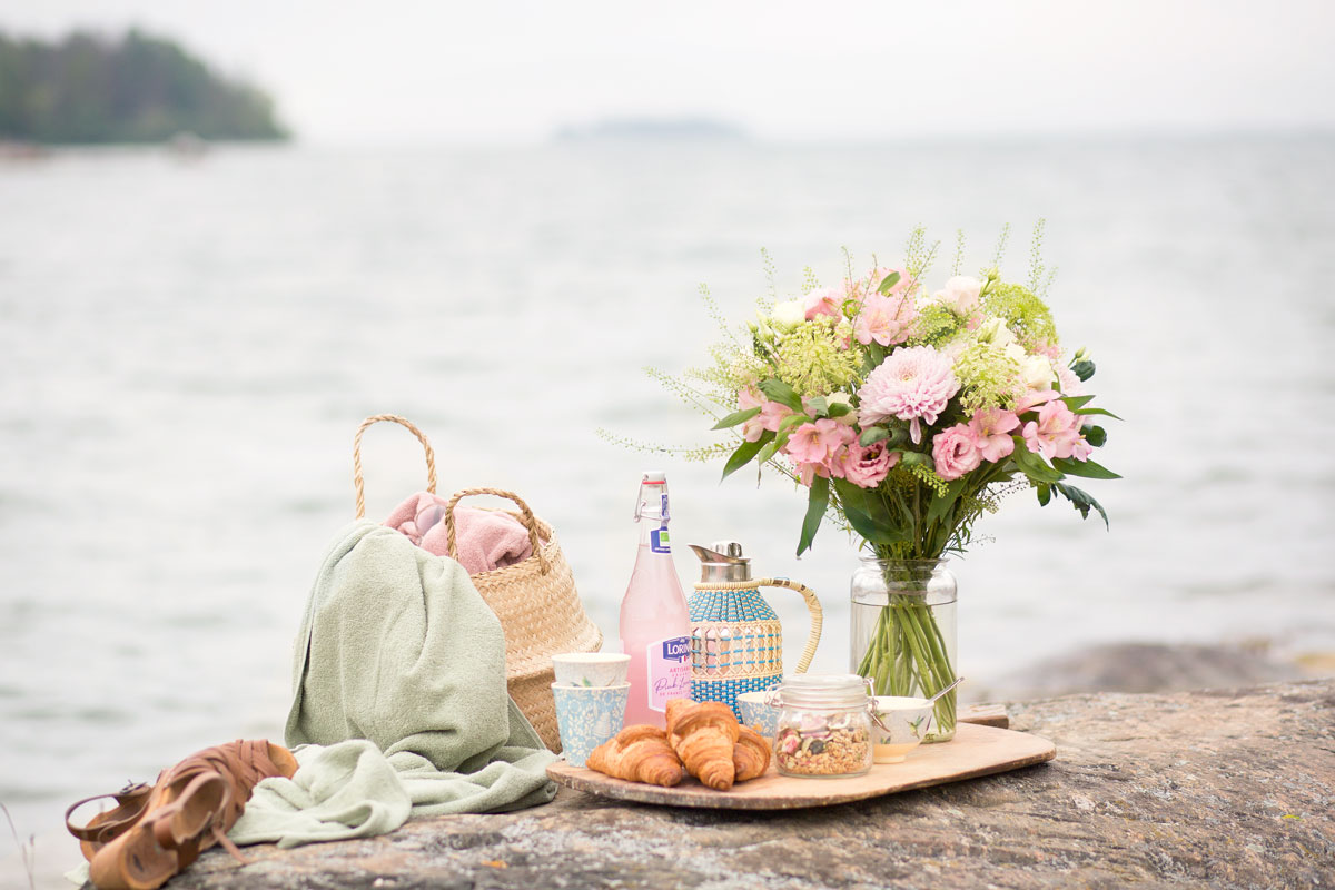 Frukoststund-vid-havet-Topp.jpg